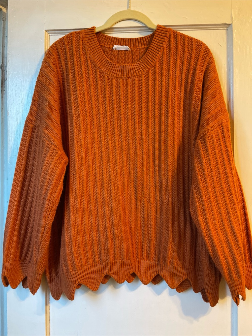 Chicsoul Women's Burnt Orange Long Sleeve Scalloped Edge Sweater Size XL